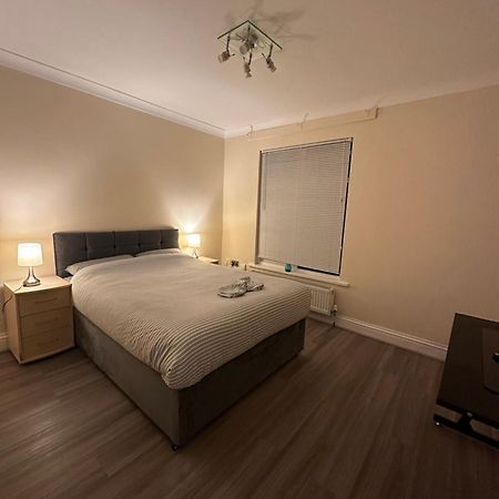 Leavesden Residence - Central - Cosy - Harry Potter Watford  Ngoại thất bức ảnh