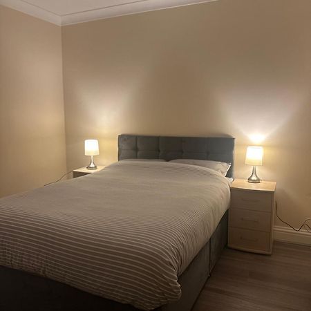 Leavesden Residence - Central - Cosy - Harry Potter Watford  Ngoại thất bức ảnh