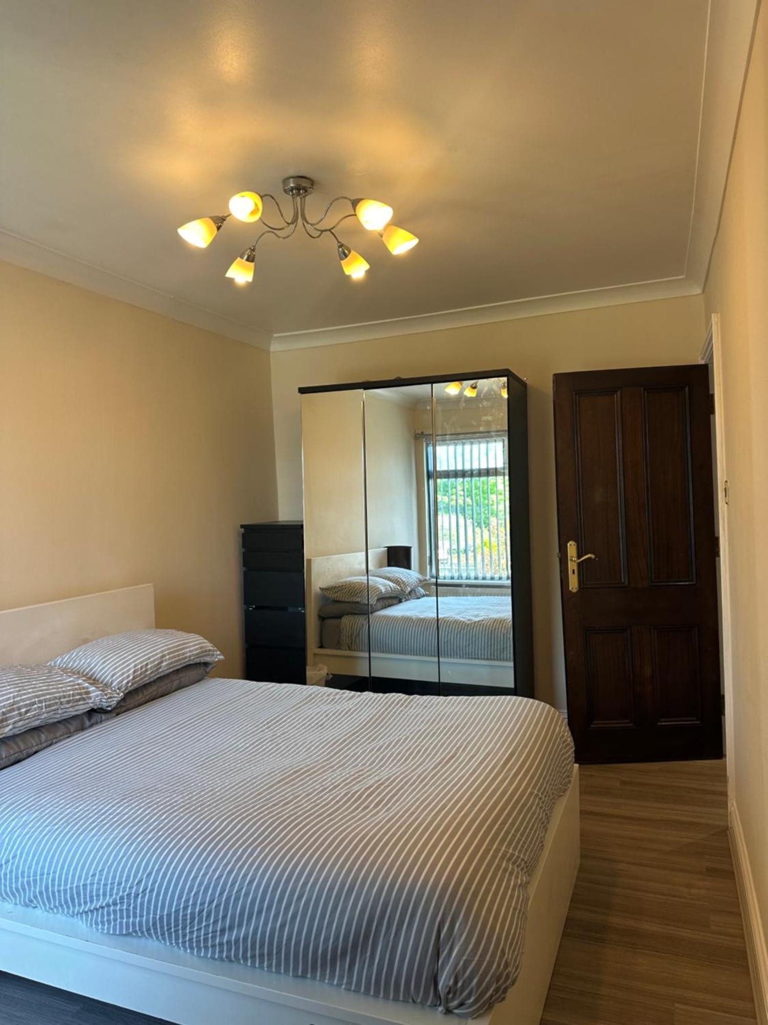 Leavesden Residence - Central - Cosy - Harry Potter Watford  Ngoại thất bức ảnh